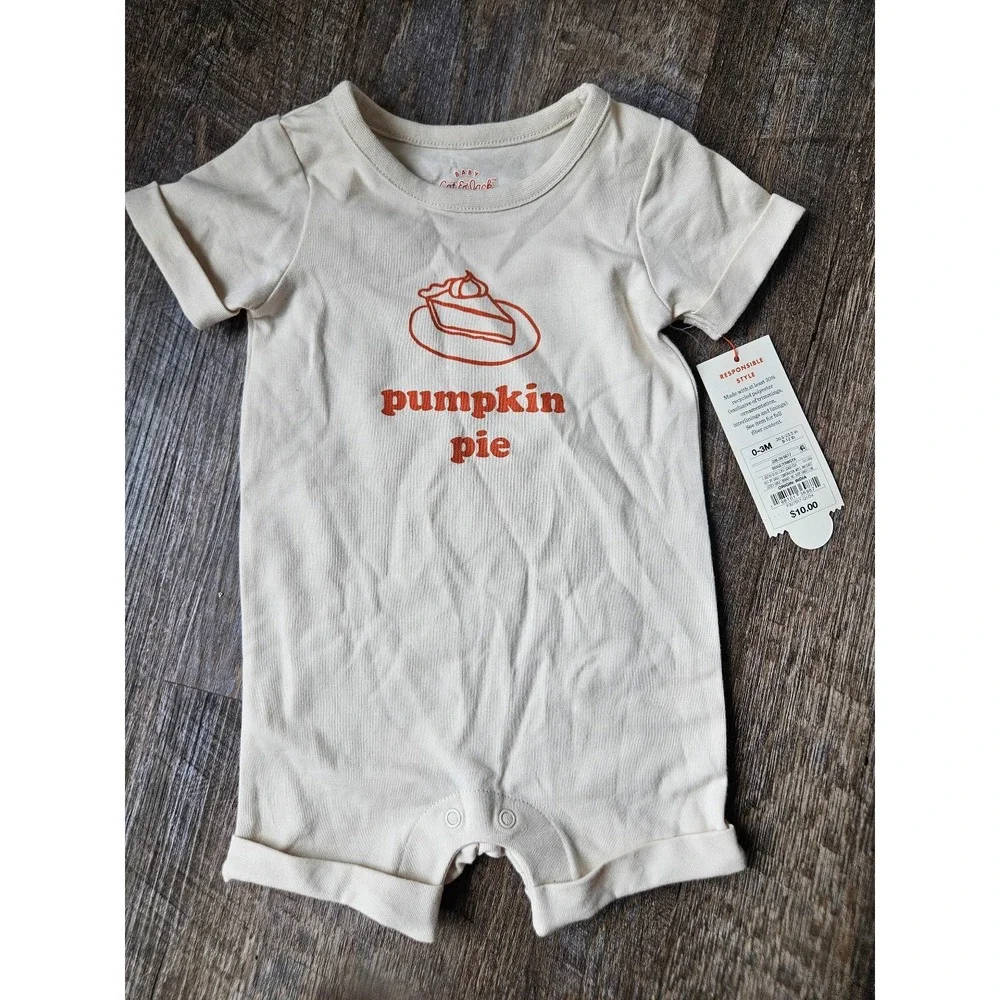 Cat & Jack 1piece pumpkin pie outfit NWT 0/3month